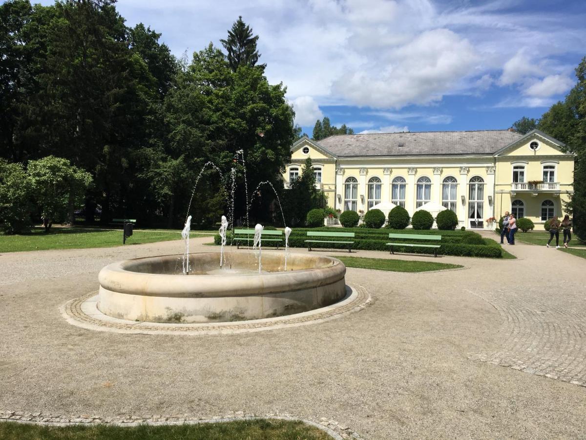 Bibi Apartament Daire Jelenia Gora Dış mekan fotoğraf
